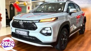 Toyota की इस बेजोड़ SUV ने लगाई ग्राहकों के दिलो में प्यार की चिंगारी, बंपर बिक्री से शोरूम हुए खाली