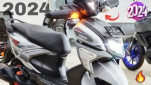 मात्र 24,143 रुपये शो-रूम में जमा करें और अपना बनाये चमचमाती हुई Yamaha RayZR 125 स्कूटर