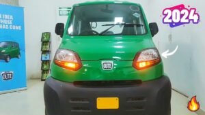 Bajaj Qute RE60 है देश की सबसे सस्ती कार, देती है 35Kmpl का है माइलेज, जानें कीमत